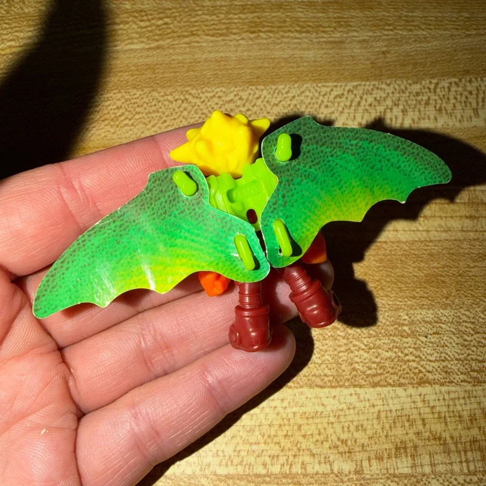 2020 kinder‎ surprise egg Action Figure Set with animal people fun toys kids
